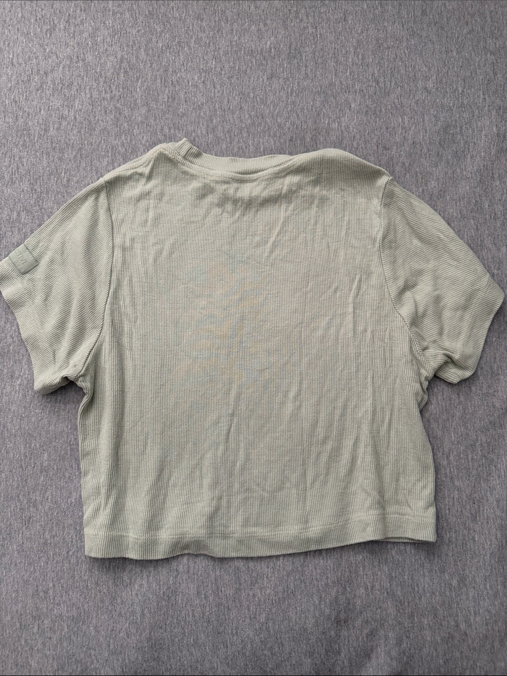 Set Active Crop Top - Picture 2 of 4